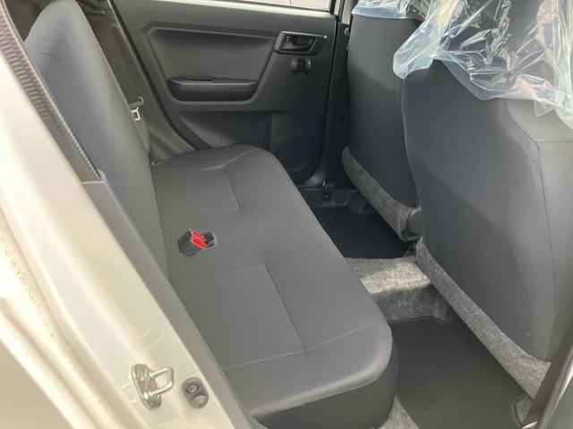 ミライース Ｌ　４ＷＤ　キーレスエントリー　アイドリングストップ　ＣＶＴ　盗難防止システム　ＡＢＳ　ＥＳＣ　衝突安全ボディ　エアコン　パワーステアリング　パワーウィンドウ（12枚目）