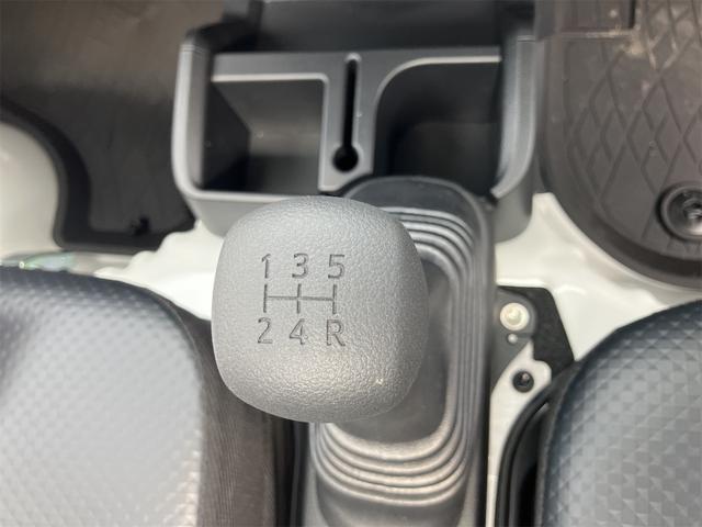 ハイゼットトラック スタンダード　４ＷＤ　軽トラック　ＭＴ　衝突被害軽減システム　ＥＳＣ　エアコン　運転席エアバッグ　助手席エアバッグ（26枚目）