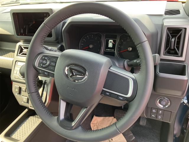 タフト Ｇ　ダーククロムベンチャー　４ＷＤ　届け出済み未使用車　バックカメラ　クリアランスソナー　オートクルーズコントロール　衝突被害軽減システム　オートライト　ＬＥＤヘッドランプ　スマートキー　アイドリングストップ　電動格納ミラー（3枚目）