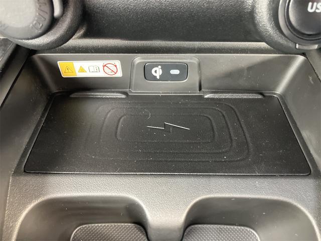 フロンクス ベースグレード　４ＷＤ　全周囲カメラ　クリアランスソナー　オートクルーズコントロール　レーンアシスト　衝突被害軽減システム　ナビ　オートライト　ＬＥＤヘッドランプ　アルミホイール　スマートキー　アイドリングストップ（8枚目）