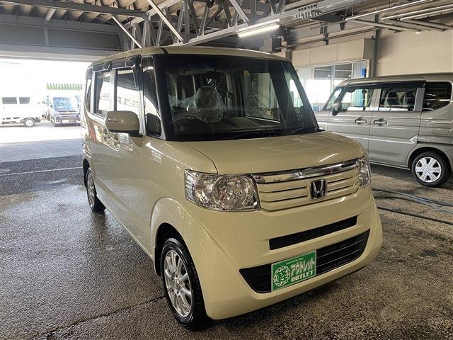 Ｎ－ＢＯＸ Ｇ・Ｌパッケージ　４ＷＤ　エアコン　パワーステアリング　パワーウィンドウ　盗難防止システム　衝突安全ボディ　キーレスエントリー　スマートキー　アイドリングストップ（5枚目）