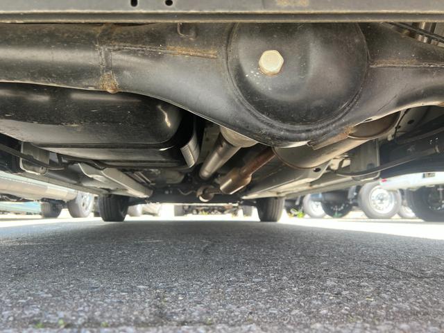 デイズ 　４ＷＤ　エアコン　パワーステアリング　パワーウィンドウ　盗難防止システム　衝突安全ボディ　衝突被害軽減システム　アイドリングストップ（21枚目）