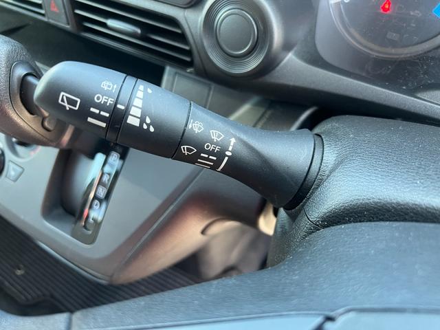 デイズ 　４ＷＤ　エアコン　パワーステアリング　パワーウィンドウ　盗難防止システム　衝突安全ボディ　衝突被害軽減システム　アイドリングストップ（36枚目）