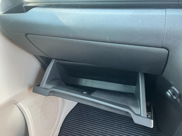 デイズ 　４ＷＤ　エアコン　パワーステアリング　パワーウィンドウ　盗難防止システム　衝突安全ボディ　衝突被害軽減システム　アイドリングストップ（46枚目）