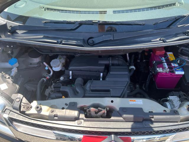 スペーシア Ｇリミテッド　４ＷＤ　エアコン　パワーステアリング　パワーウィンドウ　盗難防止システム　衝突安全ボディ　衝突被害軽減システム　キーレスエントリー　スマートキー（61枚目）