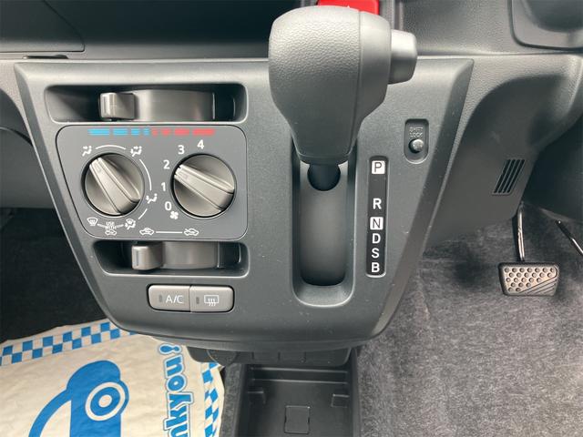ミライース Ｌ　４ＷＤ　届け出済み未使用車　オートライト　キーレスエントリー　アイドリングストップ　ＣＶＴ　盗難防止システム　ＡＢＳ　ＥＳＣ　衝突安全ボディ　エアコン　パワーステアリング　パワーウィンドウ（10枚目）