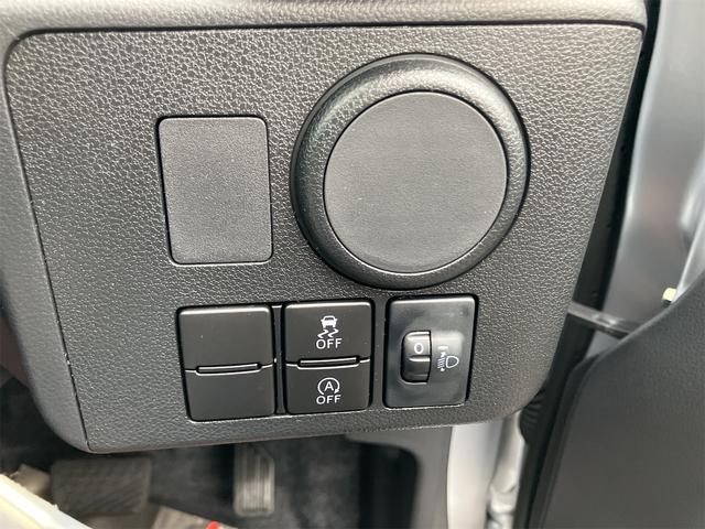 ミライース Ｌ　４ＷＤ　届け出済み未使用車　オートライト　キーレスエントリー　アイドリングストップ　ＣＶＴ　盗難防止システム　ＡＢＳ　ＥＳＣ　衝突安全ボディ　エアコン　パワーステアリング　パワーウィンドウ（13枚目）