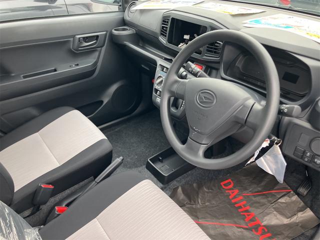ミライース Ｌ　４ＷＤ　届け出済み未使用車　オートライト　キーレスエントリー　アイドリングストップ　ＣＶＴ　盗難防止システム　ＡＢＳ　ＥＳＣ　衝突安全ボディ　エアコン　パワーステアリング　パワーウィンドウ（17枚目）
