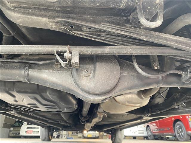 ハスラー ハイブリッドG プッシュスタートボタン 運転席助手席シートヒーター CDオーディオ オートエアコン 衝突被害軽減ブレーキ アイドリングストップ(17枚目)