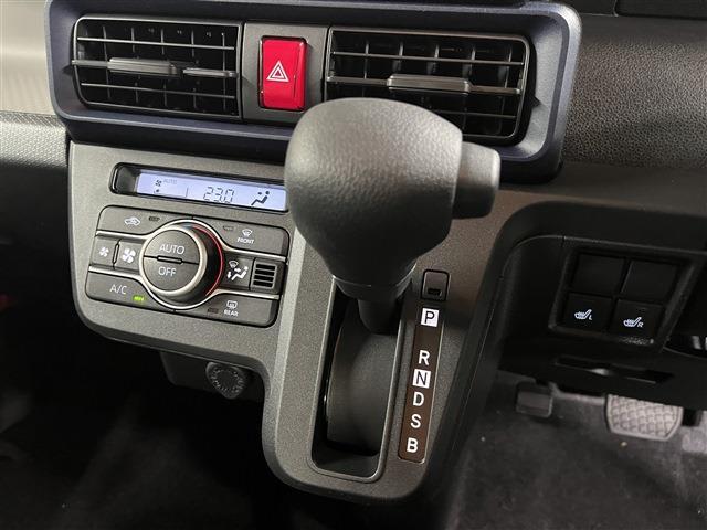 青森県弘前にあります軽　届出済未使用車専門店　軽プラザサンライズです！オールメーカーの軽自動車が選び放題！軽　専門店ならではの充実のラインナップの中からお気に入りの１台がきっと見つかります！