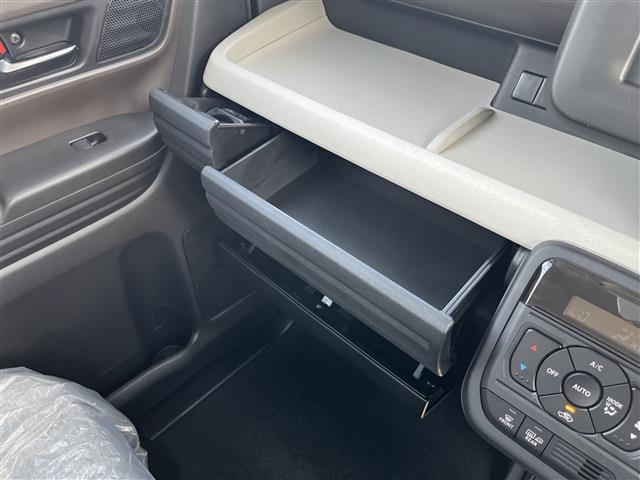 スペーシア ハイブリッドＧ　プッシュスタートボタン　衝突被害軽減ブレーキ　障害物センサー　アイドリングストップ　ステアリングリモコン　オートエアコン（20枚目）