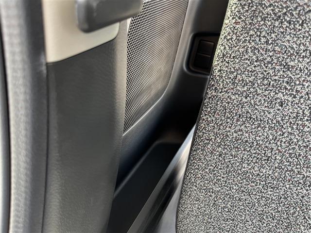 スペーシア ハイブリッドＧ　プッシュスタートボタン　衝突被害軽減ブレーキ　障害物センサー　アイドリングストップ　ステアリングリモコン　オートエアコン（32枚目）