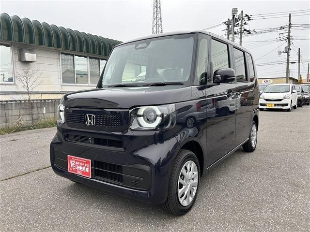 軽・車検の看板と電光掲示板が目印です！届出済　未使用車をお探しの方はこちらの看板を目印にお越しください。※似たような看板のお店がございますのでお間違えのないようご注意ください。