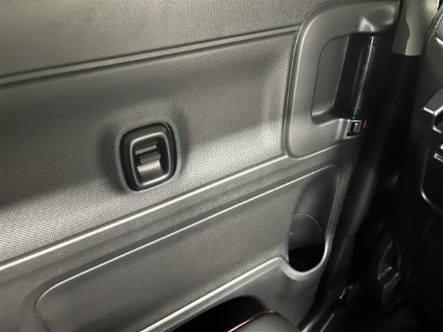 スペーシアカスタム ハイブリッドＸＳ　４ＷＤ　プッシュスタート　リア両側パワースライドドア　サーキュレーター　運転席助手席シートヒーター　ステアリングリモコン　クルーズコントロール（28枚目）