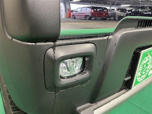 ハスラー タフワイルド　４ＷＤ　プッシュスタートボタン　フォグランプ　純正ナビ　衝突被害軽減ブレーキ　障害物センサー　運転席助手席シートヒーター（8枚目）