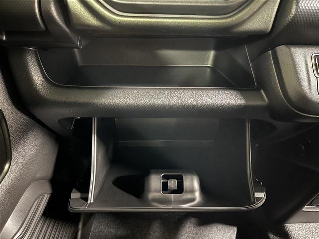 ハスラー タフワイルド　４ＷＤ　プッシュスタートボタン　フォグランプ　純正ナビ　衝突被害軽減ブレーキ　障害物センサー　運転席助手席シートヒーター（48枚目）