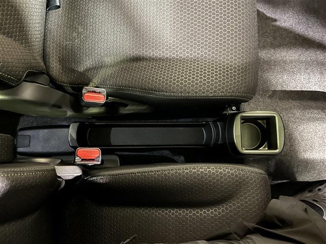 ハスラー タフワイルド　４ＷＤ　プッシュスタートボタン　フォグランプ　純正ナビ　衝突被害軽減ブレーキ　障害物センサー　運転席助手席シートヒーター（51枚目）