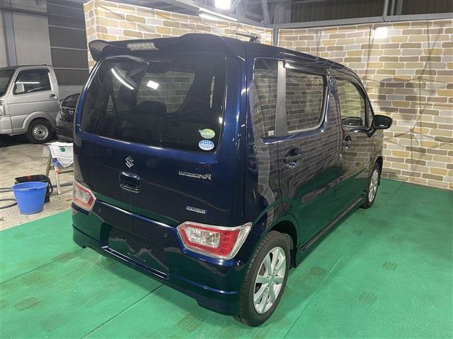ワゴンＲ ハイブリッドＦＺ　４ＷＤ　プッシュスタート　ＣＤオーディオ　ステアリングリモコン　衝突被害軽減ブレーキ　運転席助手席シートヒーター　アイドリングストップ（12枚目）