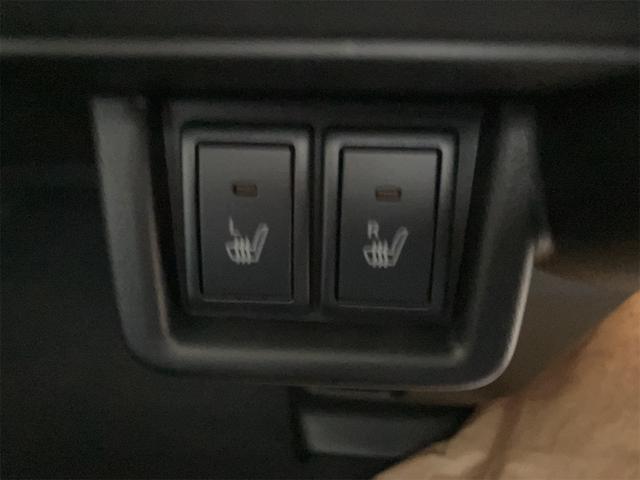 冬場や夏場はシートの心地が優れませんよね。上記のような課題をシートヒーターが解決します。どんなときでも快適にドライブが楽しめますね。