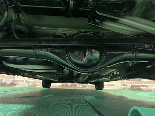 デイズ Ｓ　４ＷＤ　キーレスエントリー　衝突被害軽減ブレーキ　障害物センサー　ステアリングリモコン　カーナビ　アイドリングストップ　タコメーター（20枚目）