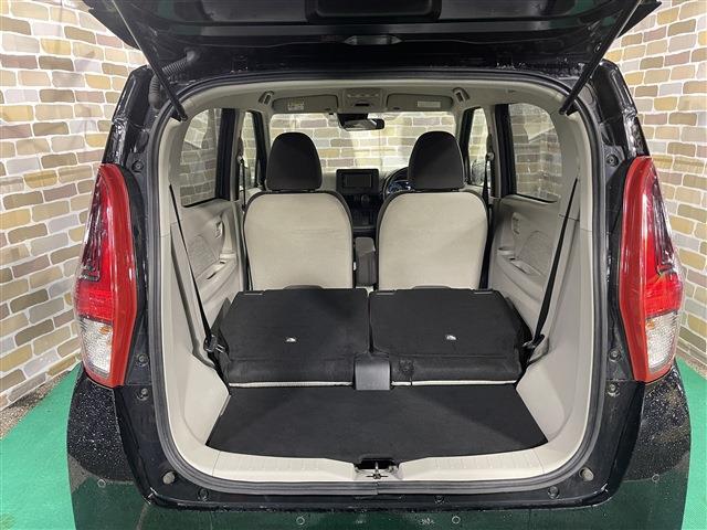 デイズ Ｓ　４ＷＤ　キーレスエントリー　衝突被害軽減ブレーキ　障害物センサー　ステアリングリモコン　カーナビ　アイドリングストップ　タコメーター（23枚目）