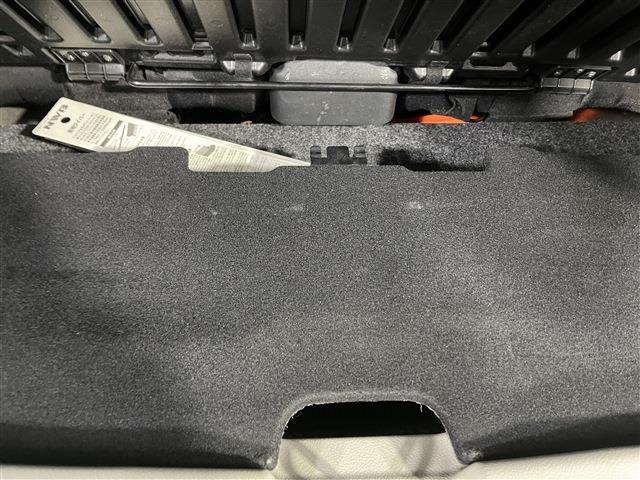 デイズ Ｓ　４ＷＤ　キーレスエントリー　衝突被害軽減ブレーキ　障害物センサー　ステアリングリモコン　カーナビ　アイドリングストップ　タコメーター（24枚目）