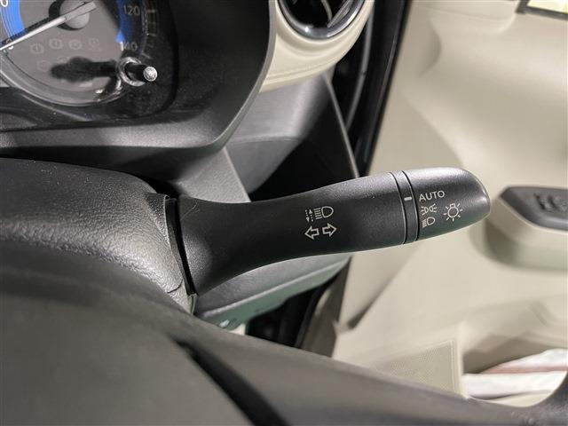 デイズ Ｓ　４ＷＤ　キーレスエントリー　衝突被害軽減ブレーキ　障害物センサー　ステアリングリモコン　カーナビ　アイドリングストップ　タコメーター（37枚目）