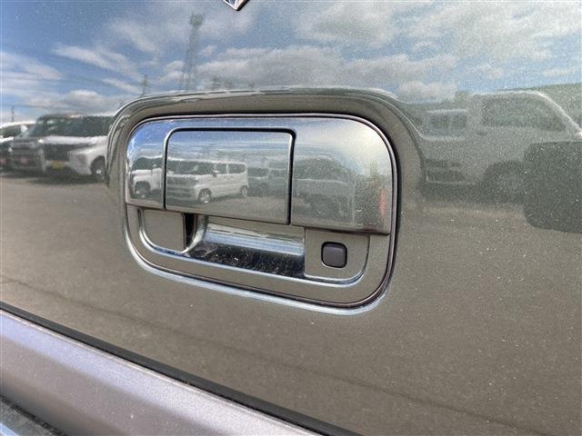 ハスラー ハイブリッドＧ　４ＷＤ　プッシュスタート　ステアリングリモコン　クルーズコントロール　アイドリングストップ　衝突被害軽減ブレーキ　障害物センサー（17枚目）