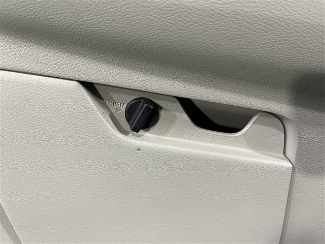 �f�ڎԗ��ȊO�ɂ������݌ɂ̕����������܂��B���C�y�ɂ��₢���킹���������B