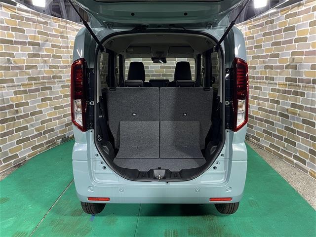 スペーシア ハイブリッドG 衝突被害軽減ブレーキ 障害物センサー 4WD プッシュスタートボタン ステアリングリモコン 横滑り防止装置 アイドリングストップ 運転席助手席シートヒーター オートエアコン 電動格納ドアミラー ABS(16枚目)