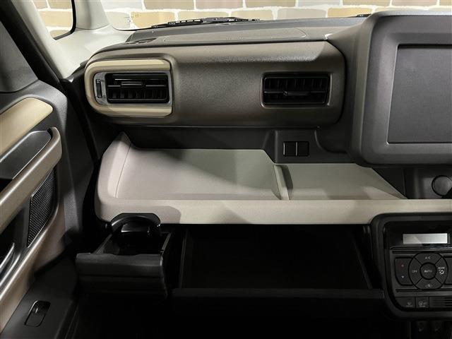 スペーシア ハイブリッドG 衝突被害軽減ブレーキ 障害物センサー 4WD プッシュスタートボタン ステアリングリモコン 横滑り防止装置 アイドリングストップ 運転席助手席シートヒーター オートエアコン 電動格納ドアミラー ABS(46枚目)