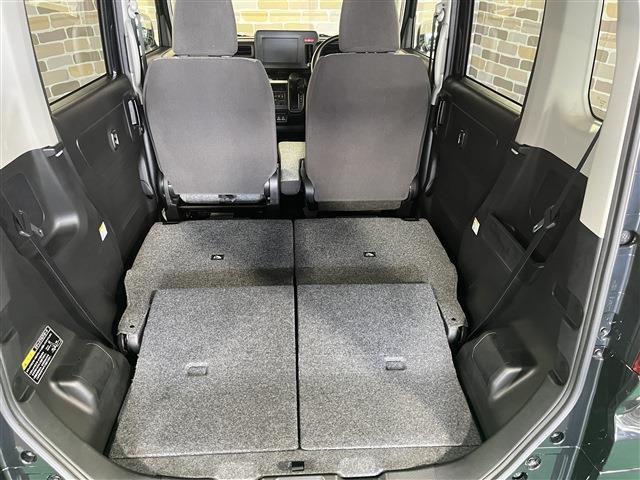 スペーシア ハイブリッドＧ　衝突被害軽減ブレーキ　障害物センサー　４ＷＤ　プッシュスタートボタン　ステアリングリモコン　横滑り防止装置　アイドリングストップ　運転席助手席シートヒーター　オートエアコン　電動格納ドアミラー　ＡＢＳ（20枚目）