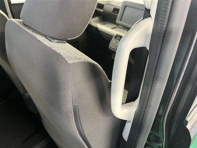 スペーシア ハイブリッドＧ　衝突被害軽減ブレーキ　障害物センサー　４ＷＤ　プッシュスタートボタン　ステアリングリモコン　横滑り防止装置　アイドリングストップ　運転席助手席シートヒーター　オートエアコン　電動格納ドアミラー　ＡＢＳ（31枚目）