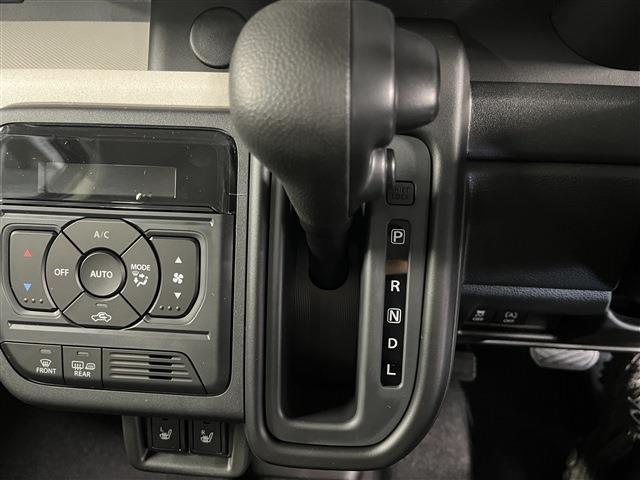 スペーシア ハイブリッドＧ　衝突被害軽減ブレーキ　障害物センサー　４ＷＤ　プッシュスタートボタン　ステアリングリモコン　横滑り防止装置　アイドリングストップ　運転席助手席シートヒーター　オートエアコン　電動格納ドアミラー　ＡＢＳ（45枚目）