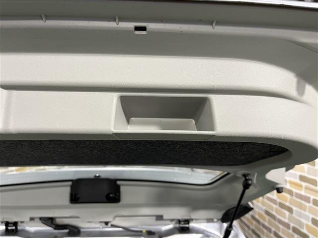 ミライース Ｌ　ＳＡＩＩＩ　４ＷＤ　クリアランスソナー　オートライト　衝突被害軽減システム　オートマチックハイビーム　キーレスエントリー　アイドリングストップ　ＣＶＴ　盗難防止システム　ＡＢＳ　ＥＳＣ　衝突安全ボディ　エアコン（23枚目）