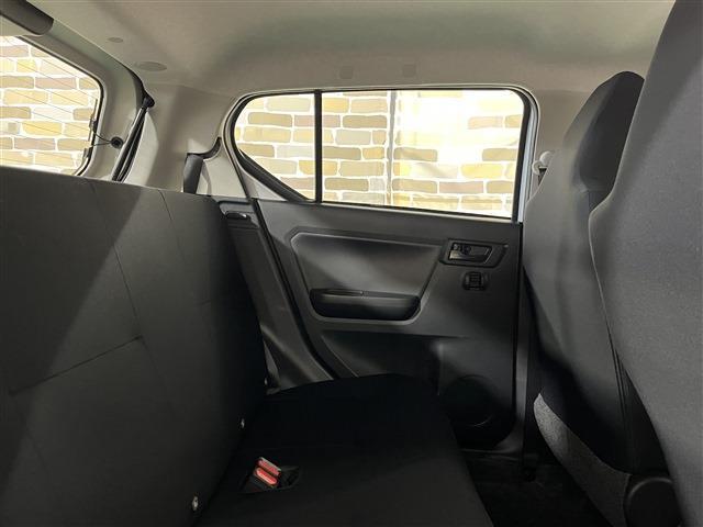 ミライース Ｌ　ＳＡＩＩＩ　４ＷＤ　クリアランスソナー　オートライト　衝突被害軽減システム　オートマチックハイビーム　キーレスエントリー　アイドリングストップ　ＣＶＴ　盗難防止システム　ＡＢＳ　ＥＳＣ　衝突安全ボディ　エアコン（25枚目）