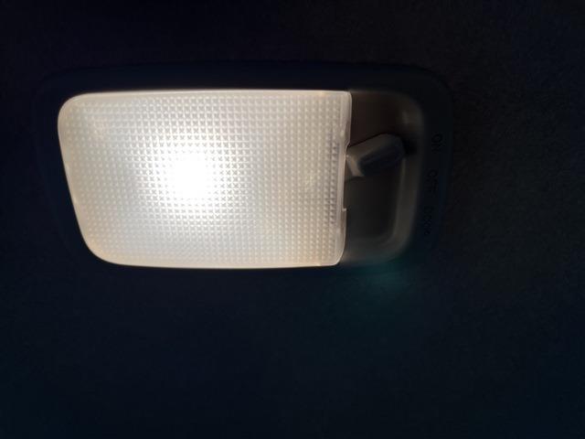 ミライース Ｌ　ＳＡＩＩＩ　４ＷＤ　クリアランスソナー　オートライト　衝突被害軽減システム　オートマチックハイビーム　キーレスエントリー　アイドリングストップ　ＣＶＴ　盗難防止システム　ＡＢＳ　ＥＳＣ　衝突安全ボディ　エアコン（30枚目）