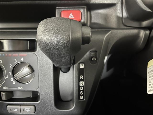 ミライース Ｌ　ＳＡＩＩＩ　４ＷＤ　クリアランスソナー　オートライト　衝突被害軽減システム　オートマチックハイビーム　キーレスエントリー　アイドリングストップ　ＣＶＴ　盗難防止システム　ＡＢＳ　ＥＳＣ　衝突安全ボディ　エアコン（44枚目）