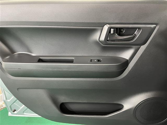 ミライース Ｌ　ＳＡＩＩＩ　４ＷＤ　クリアランスソナー　オートライト　衝突被害軽減システム　オートマチックハイビーム　キーレスエントリー　アイドリングストップ　ＣＶＴ　盗難防止システム　ＡＢＳ　ＥＳＣ　衝突安全ボディ　エアコン（46枚目）