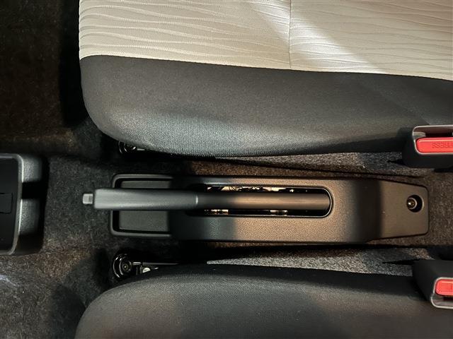 ミライース Ｌ　ＳＡＩＩＩ　４ＷＤ　クリアランスソナー　オートライト　衝突被害軽減システム　オートマチックハイビーム　キーレスエントリー　アイドリングストップ　ＣＶＴ　盗難防止システム　ＡＢＳ　ＥＳＣ　衝突安全ボディ　エアコン（49枚目）