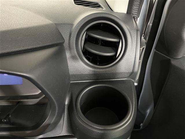 ミライース Ｌ　ＳＡＩＩＩ　４ＷＤ　クリアランスソナー　オートライト　衝突被害軽減システム　オートマチックハイビーム　キーレスエントリー　アイドリングストップ　ＣＶＴ　盗難防止システム　ＡＢＳ　ＥＳＣ　衝突安全ボディ　エアコン（50枚目）