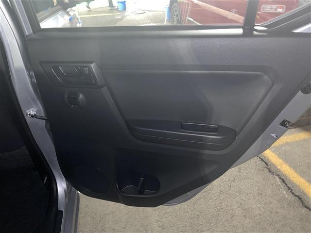 ミライース Ｌ　キーレス　アイドリングストップ　４ＷＤ　横滑り防止装置　デフォッガー　寒冷地仕様車　パワーウィンドウ　マニュアルエアコン　パワーステアリング　ジャッキ　パンク修理キット　燃料計デジタルメーター　ＡＢＳ（23枚目）