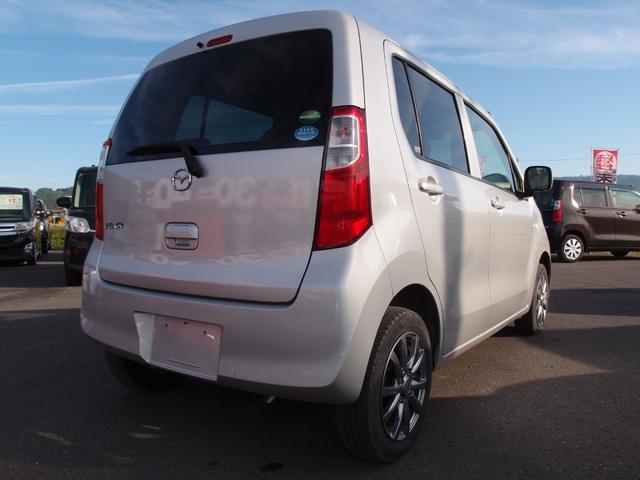 フレア ＸＧ　４ＷＤ　キーレスキー　フロント左右シートヒーター　ドアミラーヒーター　電動格納ミラー　アイドリングストップ（5枚目）