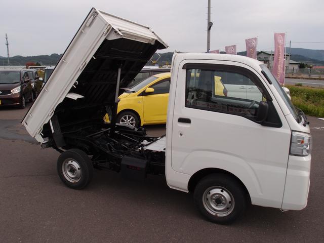 サンバートラック 　三方開ダンプ　切替式４ＷＤ　４ＡＴ　４枚リーフスプリング（9枚目）