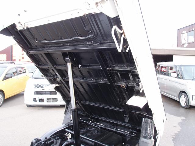 サンバートラック 　三方開ダンプ　切替式４ＷＤ　４ＡＴ　４枚リーフスプリング（15枚目）