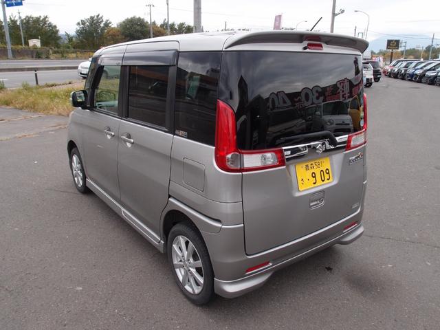 スペーシア Ｘリミテッド　４ＷＤ　レーダーブレーキサポート　両側電動スライドドア　フロント左右シートヒーター　ドアミラーヒーター　スマートキー（7枚目）