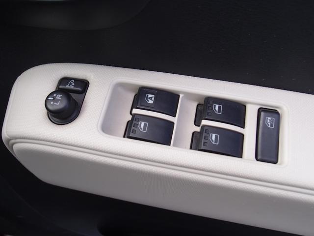 ミラココア ココアプラスＸスペシャルコーデ　４ＷＤ　スマートキー　社外エンジンスターター　電動格納ミラー　エコアイドル　純正ＣＤオーディオ（20枚目）