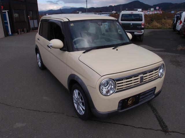 アルトラパン Ｆリミテッド　４ＷＤ　レーダーブレーキサポート　ワンセグナビ・バックカメラ　エンジンスターター　フロント左右シートヒーター　ドアミラーヒーター　電動格納ミラー　スマートキー（3枚目）