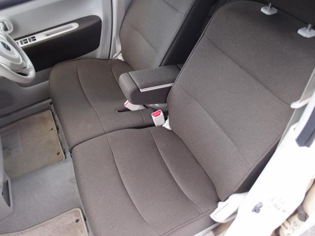 アルトラパン Ｆリミテッド　４ＷＤ　レーダーブレーキサポート　ワンセグナビ・バックカメラ　エンジンスターター　フロント左右シートヒーター　ドアミラーヒーター　電動格納ミラー　スマートキー（10枚目）