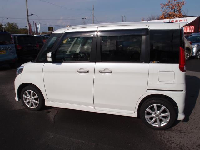 スペーシア Ｘリミテッド　４ＷＤ　ワンセグナビ・ＣＤ　レーダーブレーキサポート　両側電動スライドドア　フロント左右シートヒーター　ドアミラーヒーター　電動格納ミラー　スマートキー（8枚目）